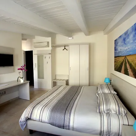 Casa Rubis Oda ve Kahvaltı 4*